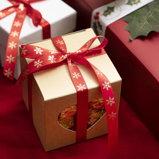 Bomboniere Chocolate Heart Box Gold Pack 20 (70x70x70mmH)