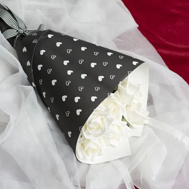 Kraft Paper Love Heart Print 110gsm Black Pack 100 (50x70cm)