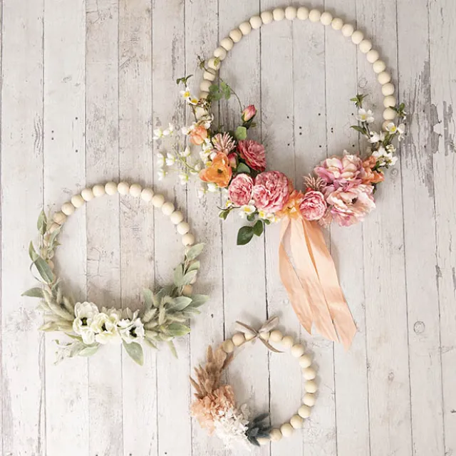 Wooden Bead Wreath Natural (25cmD)